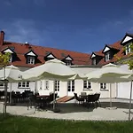 Palac I Folwark Nemino Курортный комплекс 5*