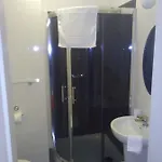 Palac I Folwark Nemino Sierakowice (Pomerania)