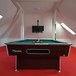 Palac I Folwark Nemino
