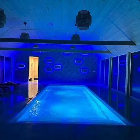 Palac I Folwark Nemino Feriested