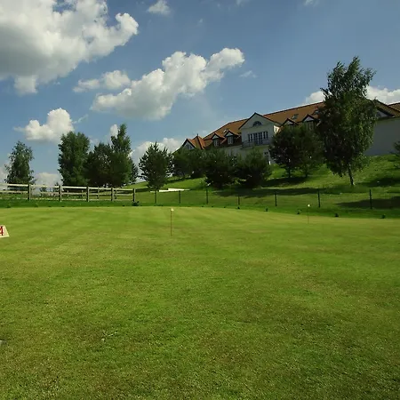 Palac I Folwark Nemino 5*