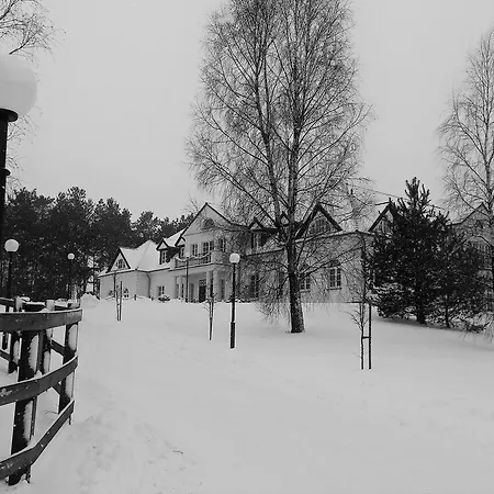 Feriested Palac I Folwark Nemino 3*