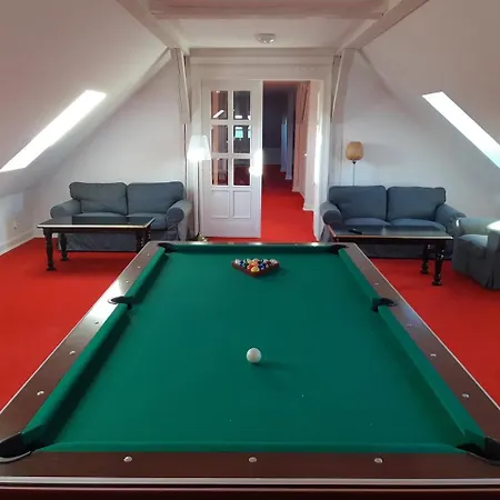 Palac I Folwark Nemino Feriested Sierakowice (Pomerania)