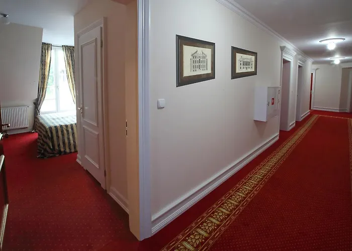 Semesteranläggning (resort) Palac I Folwark Nemino Sierakowice (Pomerania)