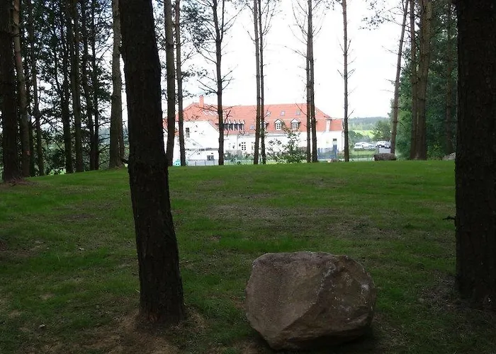 Station touristique Palac I Folwark Nemino 5*