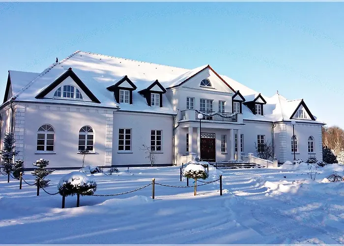 Semesteranläggning (resort) Palac I Folwark Nemino 5*