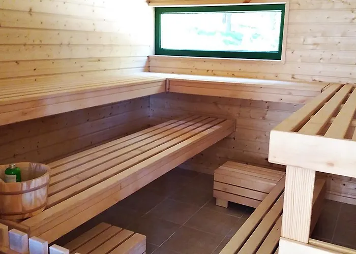 Palac I Folwark Nemino Semesteranläggning (resort)