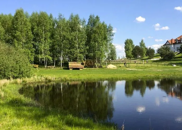 Palac I Folwark Nemino 5* Sierakowice (Pomerania)